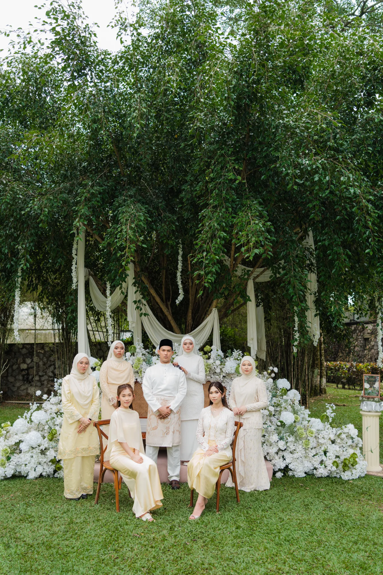 Sweetpictures photo outdoor pelamin - bridesmaid